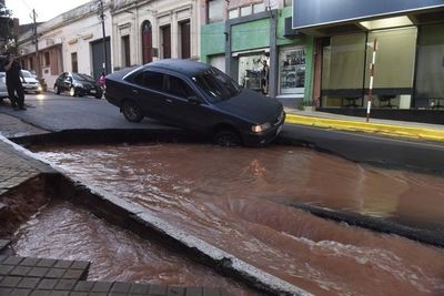“Piscina municipal”: la primera obra de Nenecho como intendente - Soy un viral - ABC Color