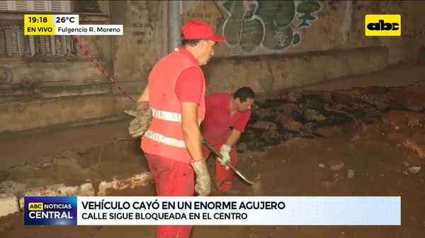 Cráter en el microcentro de Asunción - ABC Noticias - ABC Color