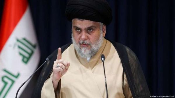El influyente clérigo chií Muqtada al Sadr proclama su victoria en las elecciones de Irak