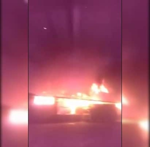 Incendio de grandes proporciones en fábrica empaquetadora de yerba de cooperativa Colonias Unidas | Ñanduti