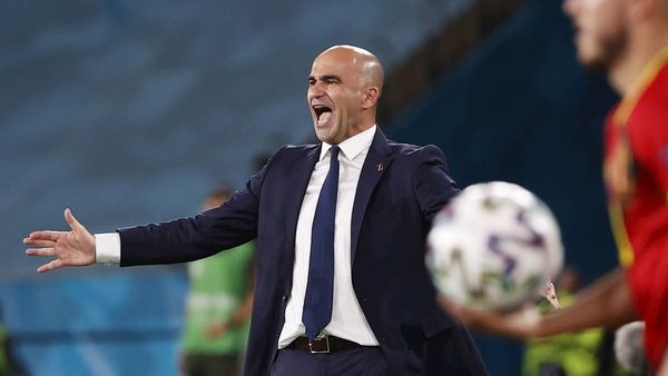 Federación belga respalda a Roberto Martínez