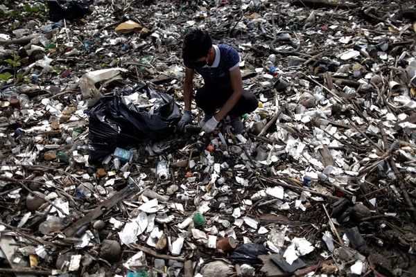 Ecologistas piden que la quema de basura urbana entre en el mercado de CO2 - Mundo - ABC Color