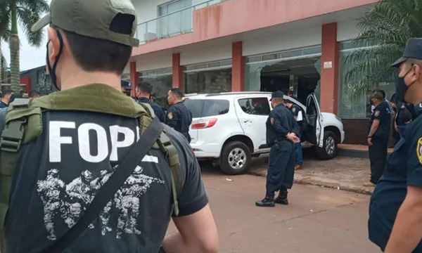 Policía se rectifica y joven herida en atentado en PJC continúa con vida - OviedoPress