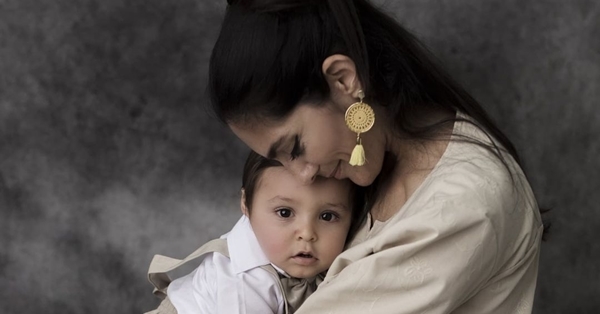 Trabajo y maternidad. La caótica vida de madre de Lucía Sapena