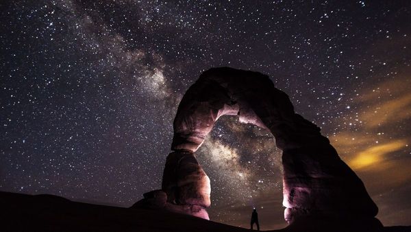Astrónomos detectan señales de radio insólitas desde la Vía Láctea
