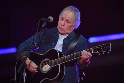 Paul Simon, el músico que ha vivido varias vidas, cumple 80 años - Música - ABC Color