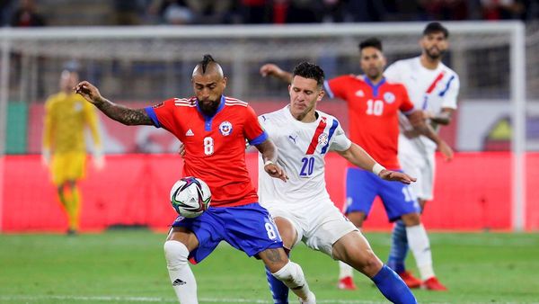 Arturo Vidal: "Nos jugamos la vida contra Venezuela"