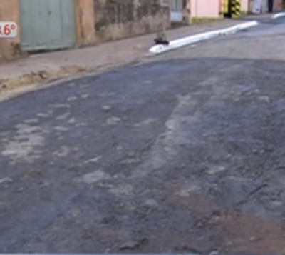 Repararon calle donde apareció megabache en Asunción - Paraguay.com