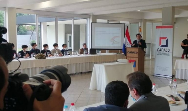 Diario HOY | Presentan proyecto del Tren de Cercanías a gremios de la construcción
