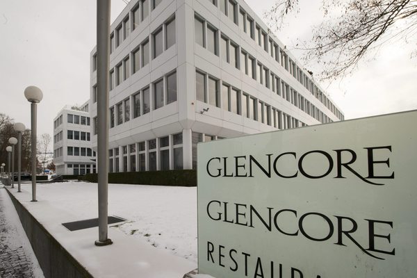 Glencore vende a la canadiense Santacruz sus minas de zinc en Bolivia - MarketData