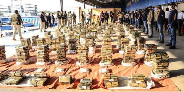 Trabajo de inteligencia de dos años permitió desbaratar tráfico internacional de cocaína desde puertos paraguayos - El Trueno
