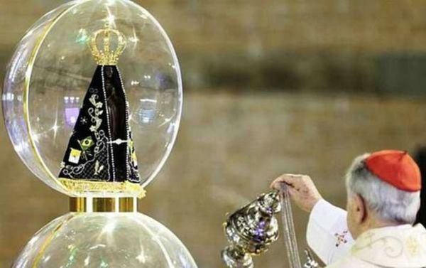 Brasil honra su patrona, la Virgen de Aparecida - Mundo - ABC Color
