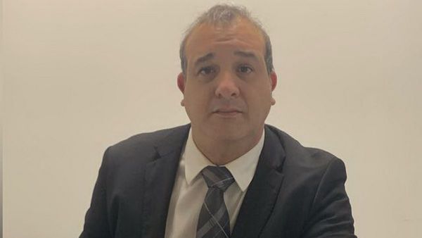 Caso sextorsión: Confirman prisión domiciliaria para el abogado Lansac