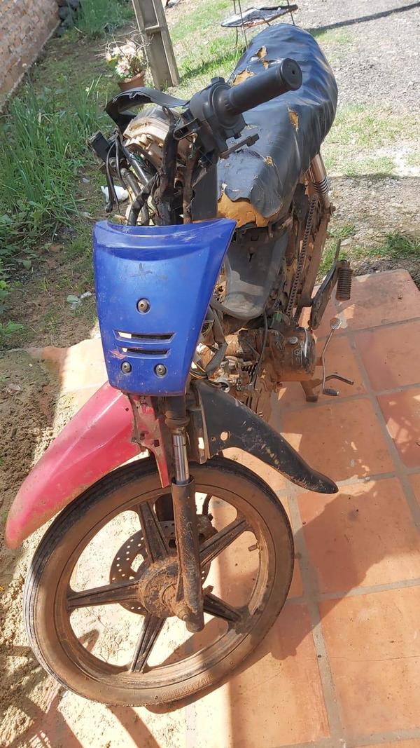 Detienen a un hombre y recuperan una motocicleta – Prensa 5