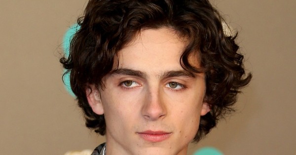 “Wonka”: Revelan la primera imagen de Timothée Chalamet en precuela de “Charlie y la fábrica de chocolate” - SNT