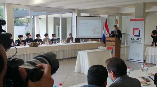 Presentan proyecto del Tren de Cercanías a gremios de la construcción