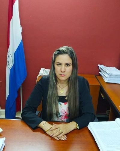 Imputan a joven que sometió a una golpiza a su vecina - ABC en el Este - ABC Color
