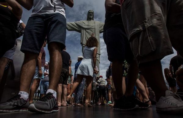 Brasil camina hacia los 21,6 millones de positivos, pero covid sigue cayendo - Mundo - ABC Color
