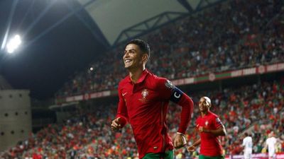 Cristiano Ronaldo guía a Portugal hacia el Mundial de Qatar