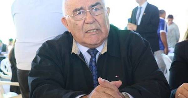 La Nación / Cadena de inhibiciones de jueces dilata realización de juicio oral a dos exministros de la Corte