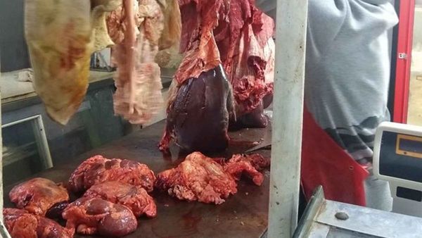 Andá a freír mondongo: chúra subió a G. 25.000 el kilo