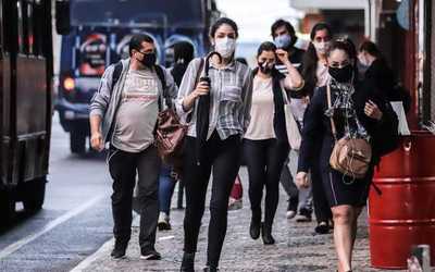 Neumólogo afirma que el Covid-19 va a convertirse en una gripe estacional - ADN Digital