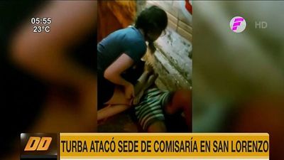 Turba ataca Comisaría para rescatar a joven detenido en San Lorenzo
