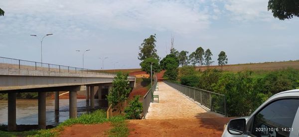 Concluyeron las obras adicionales del puente sobre el río Monday - ABC en el Este - ABC Color