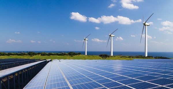 AIE: transición hacia energías limpias es “demasiado lenta”