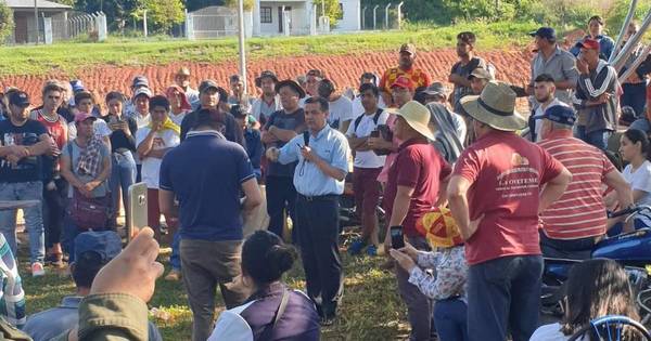 La Nación / Pobladores de Blas Garay protestan que nueva ruta cierra acceso a su comunidad