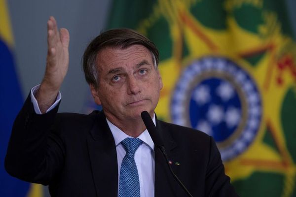 Bolsonaro se ampara en “nuevos estudios” para rechazar ser vacunado - Mundo - ABC Color