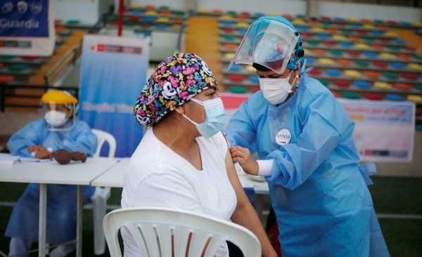 Diario HOY | El 39% de la población latinoamericana está completamente vacunada, según la OPS