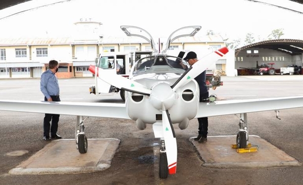 Diario HOY | Empresa brasileña busca fabricar aviones en nuestro país