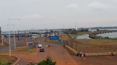 Afirman que comerciantes posadeños ponen trabas para la reapertura de la frontera - Megacadena — Últimas Noticias de Paraguay