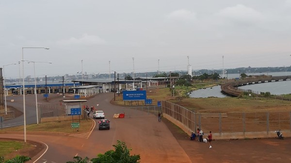 Afirman que comerciantes posadeños ponen trabas para la reapertura de la frontera - Megacadena — Últimas Noticias de Paraguay
