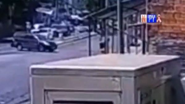 Accidente fatal: Video muestra a policía realizar un giro indebido
