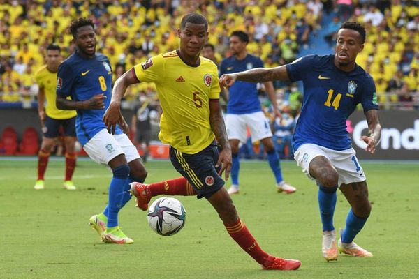 El brasileño Éder Militao, baja ante Uruguay por una contusión en el muslo - Fútbol Internacional - ABC Color