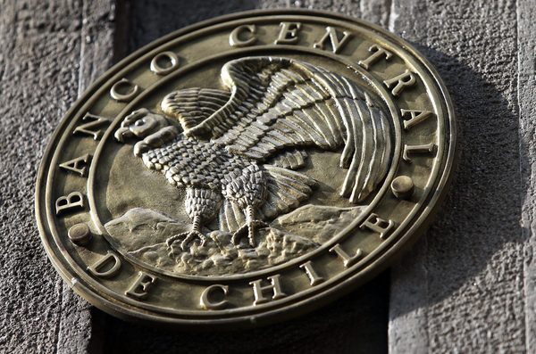 El Banco Central chileno aplica una histórica alza de la tasa de interés hasta el 2,75 % - MarketData
