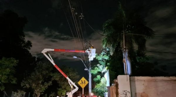 Más de 50 líneas de media tensión quedaron fuera de servicio por el temporal en Asunción