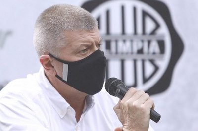 Crónica / Socios quieren aclaración hína