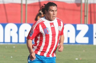 Crónica / SALVADOR CABAÑAS: ARCHIVO“A BERIZZO HAY QUE AGUANTARLO UN POCO MÁS”