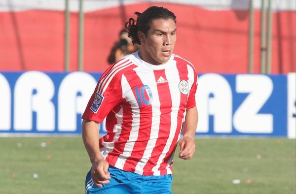 Crónica / SALVADOR CABAÑAS: ARCHIVO“A BERIZZO HAY QUE AGUANTARLO UN POCO MÁS”