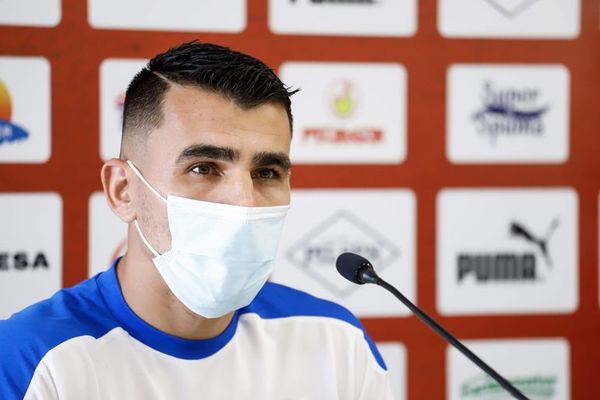 “Leemos y escuchamos”, dice Junior - Selección Paraguaya - ABC Color