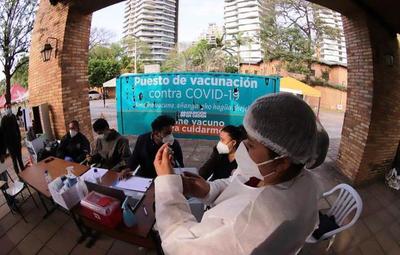 Segundas dosis anticovid: vacunarán este jueves y viernes