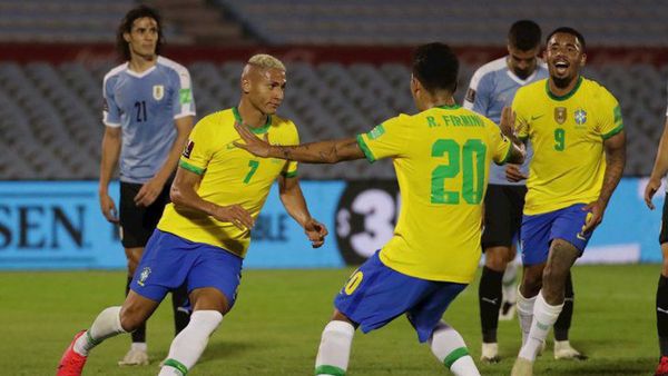 Brasil-Uruguay: Clásico al rojo vivo