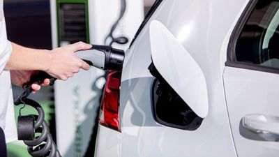 Toyota apuesta por el desarrollo de energía solar aplicada a vehículos