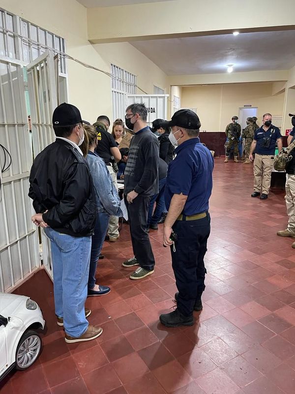 Ministra de Justicia ordena cierre de cárcel de Pedro Juan Caballero - A La Gran 7-30 - ABC Color
