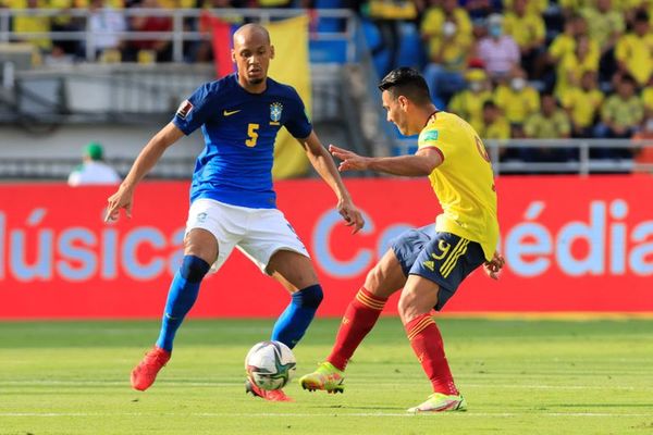 Brasil y Argentina en sprint por el pase al Mundial; el resto en lucha feroz para viajar a Qatar - Fútbol - ABC Color