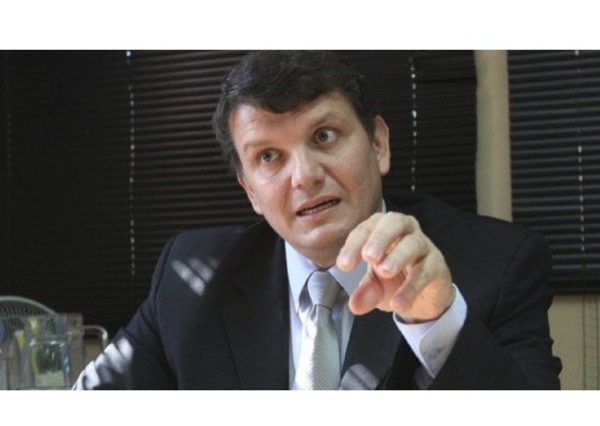 MEC: 'Un aumento superior al 11% nos dejará sin posibilidad de reparar ninguna escuela'