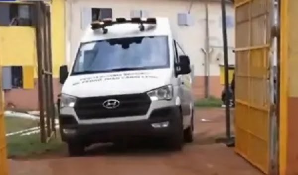 Presunto capo narco es trasladado a la Especializada - Noticiero Paraguay